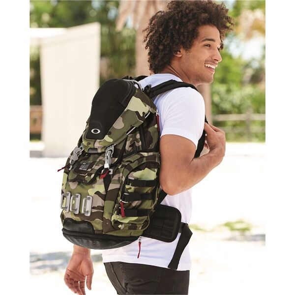 Oakley men's kitchen sink backpack on sale