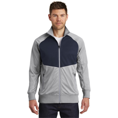 The North Face Tech Full-Zip Fleece Jacket. | EverythingBranded USA